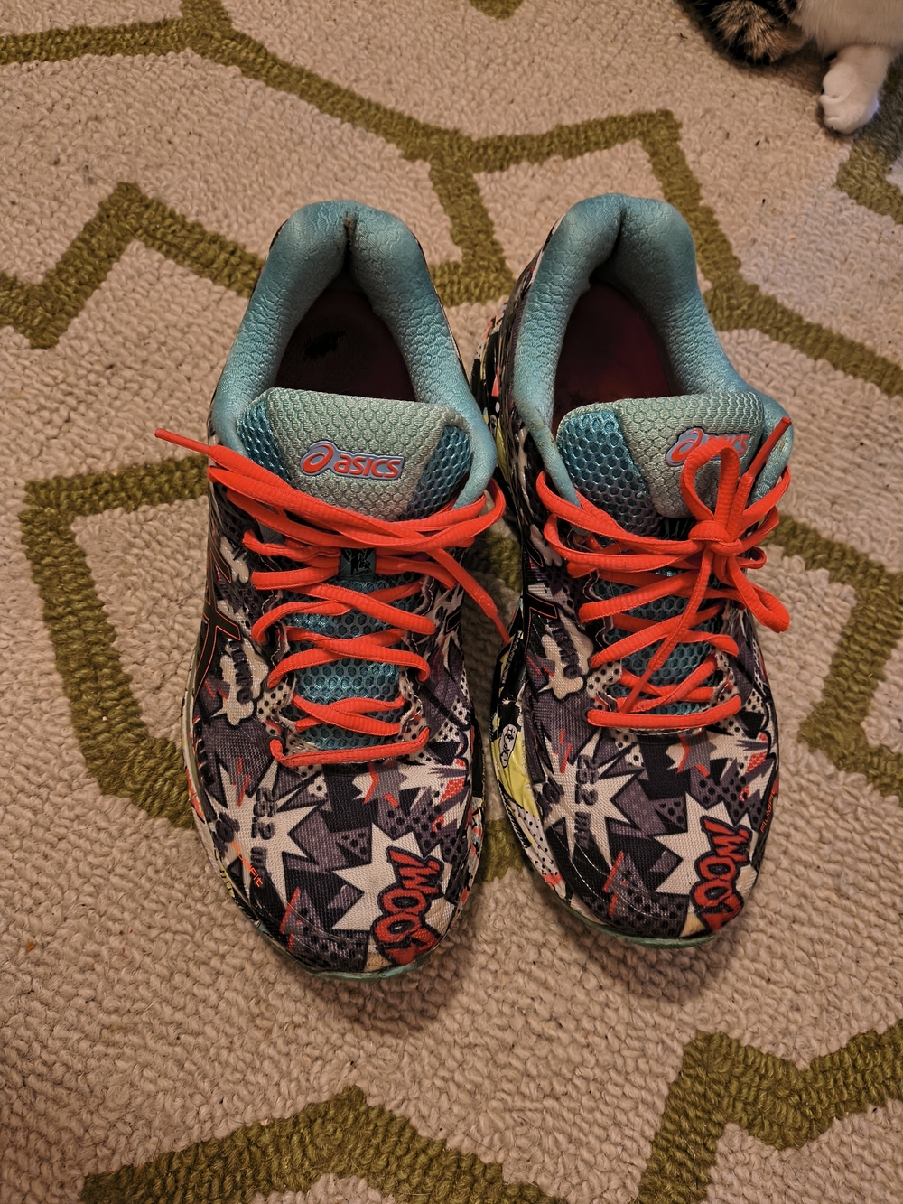 ASICS Limited Edition Comic Art Pop Gel Nimbus Sneaker Marathon 26.2 Colorway